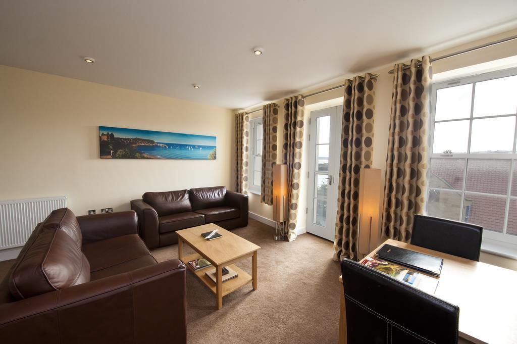 Harbourside Apartments With Private Parking Scarborough Room photo